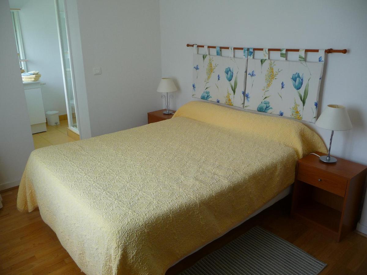 Bed & Breakfast Le Bout De La Hirel
